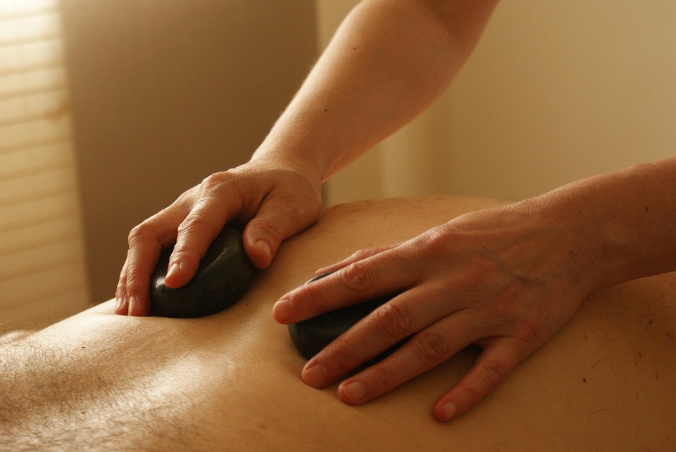 Unlocking the Healing Power of Acupressure Massage