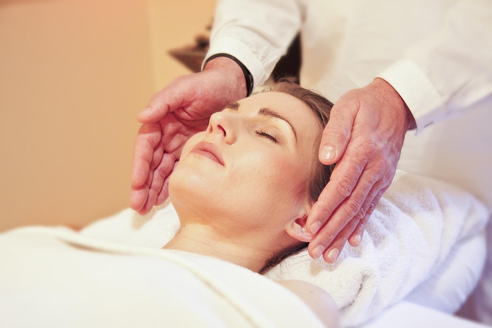 Exploring the Ancient Healing Art of Cupping Therapy